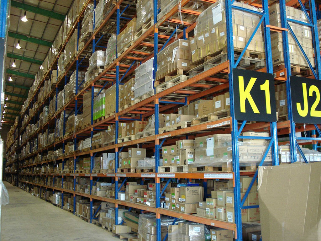 重型倉(cāng)儲(chǔ)貨架